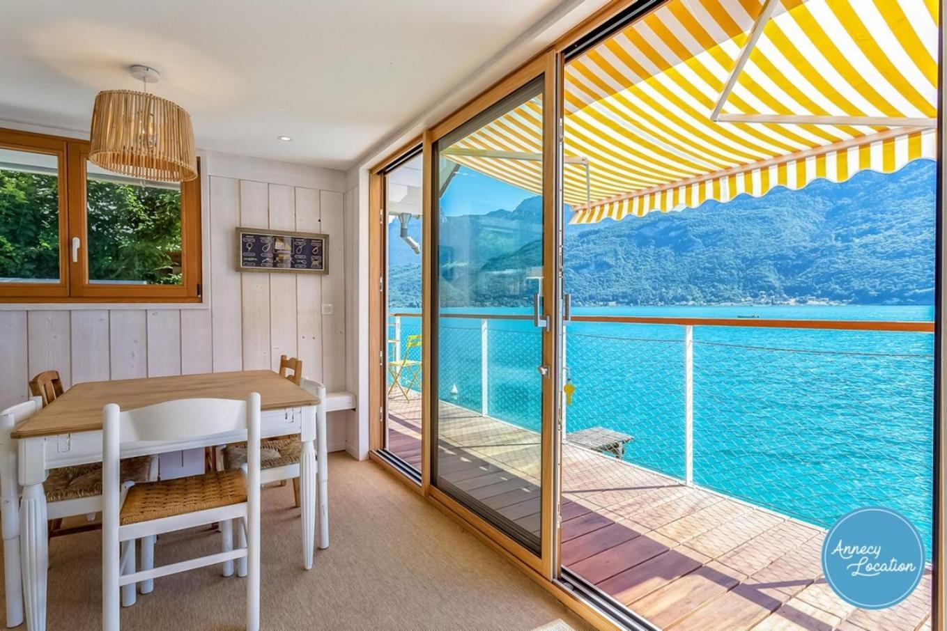 Chalet Coquillage Waterfront Escape On Lake Doussard Exterior photo
