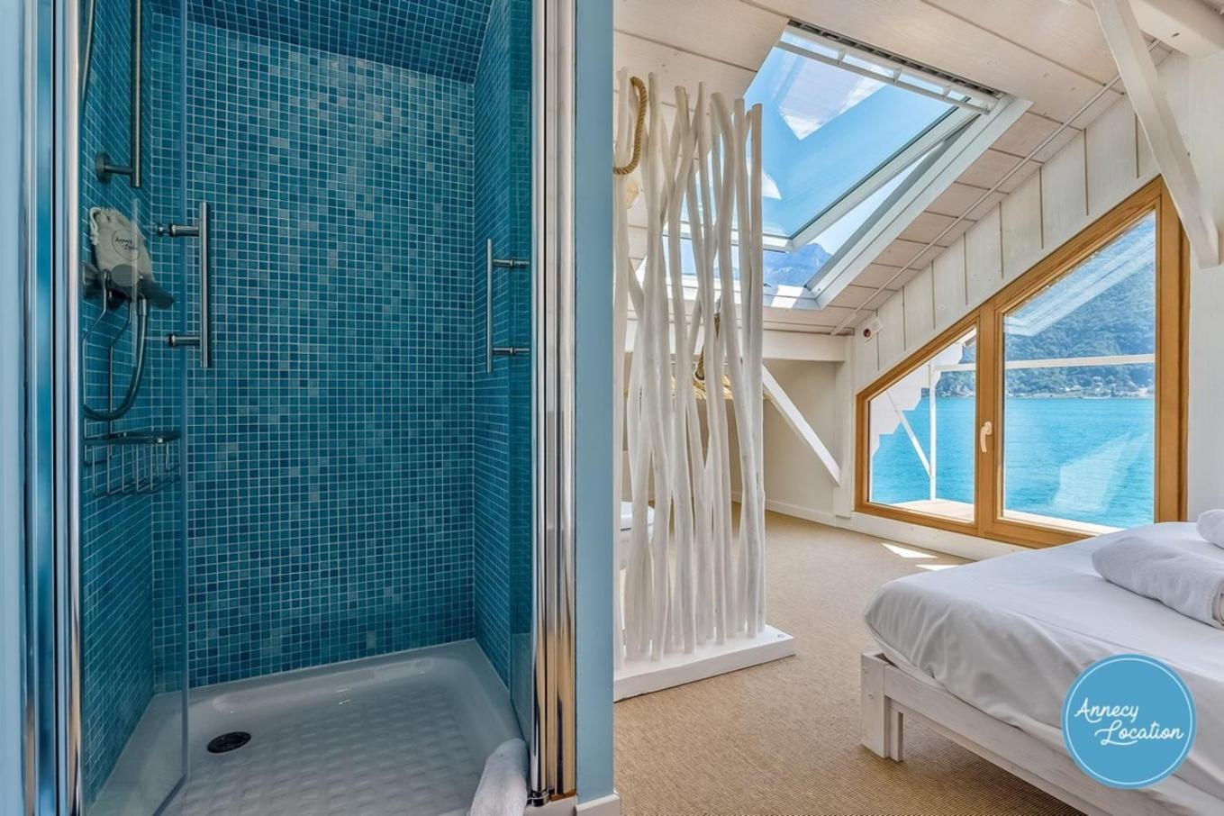 Chalet Coquillage Waterfront Escape On Lake Doussard Exterior photo